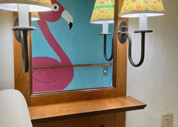 Guest house Pink Flamingo Ranch 3*